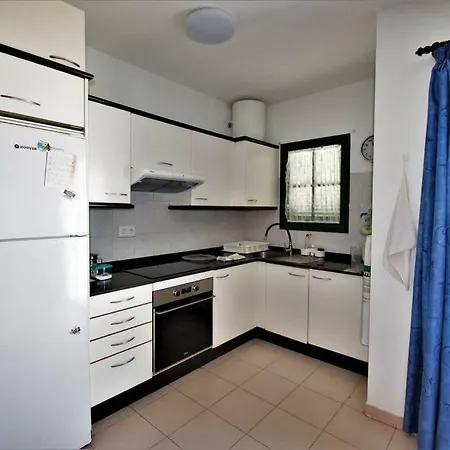 Playa Dorada House شقة